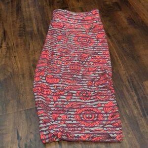 LULAROE TALL AND CURVY